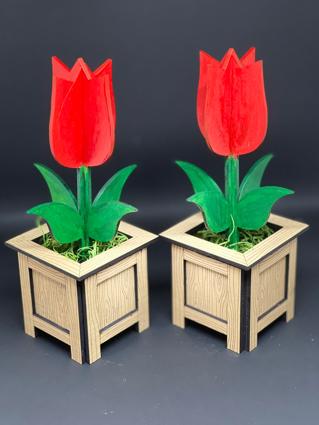 GFE - Tulip in Plant Stand - Table and Shelf Decor